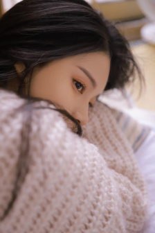 女人张开腿让男人桶个爽